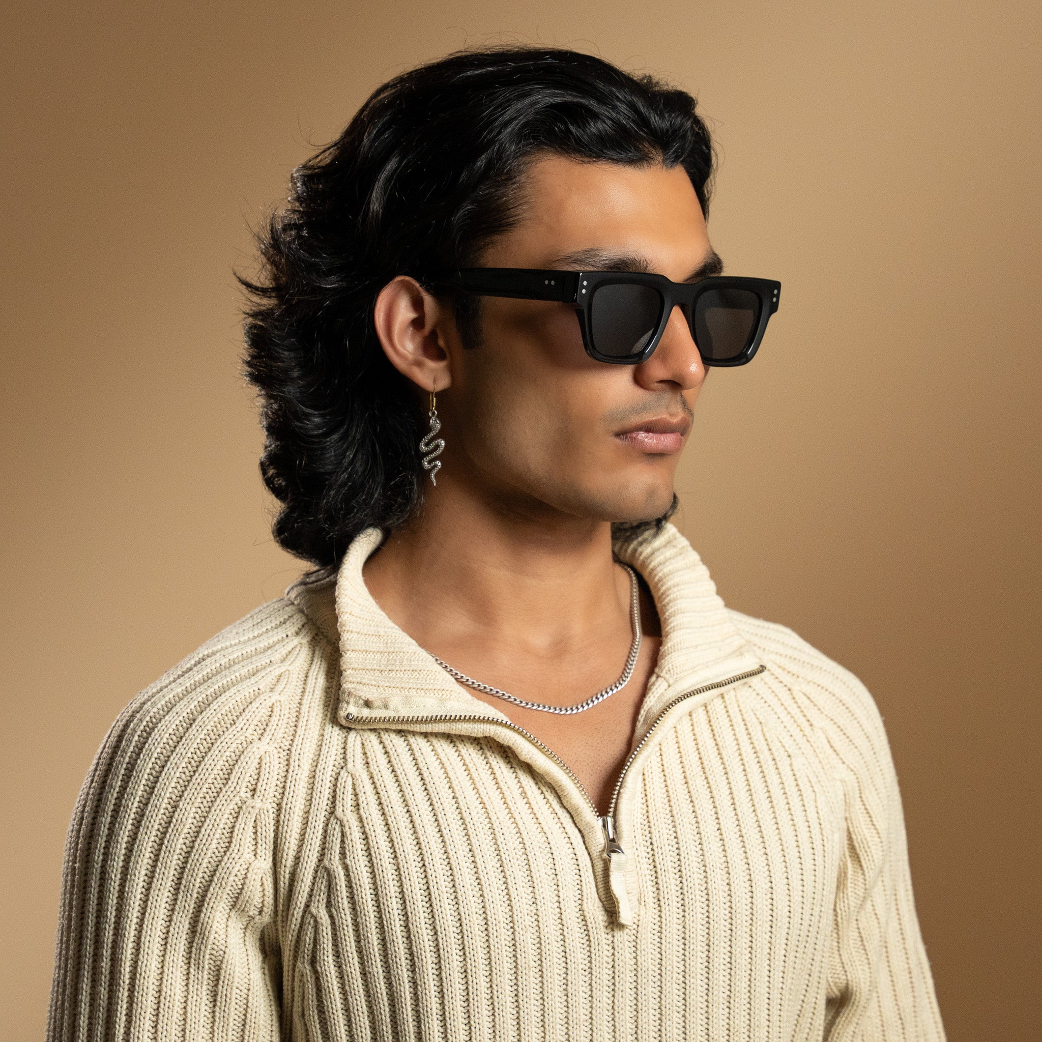 NERO CLASSICO (NOIR SOLID)
