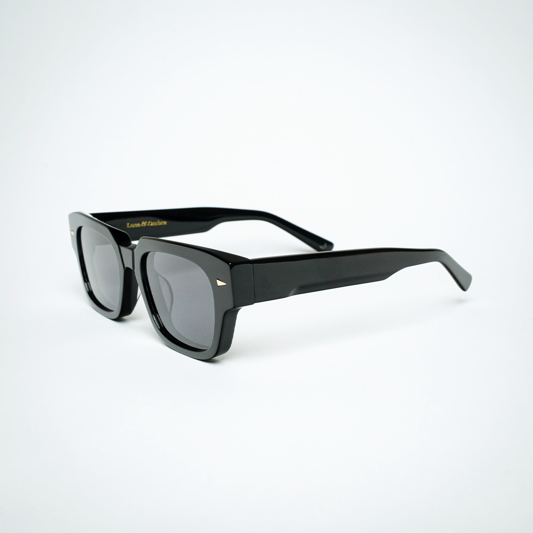 CARVO (NOIR SOLID)