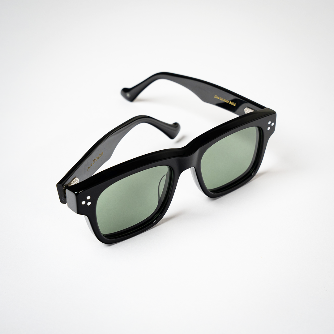 LIRA (NOIR SOLID)