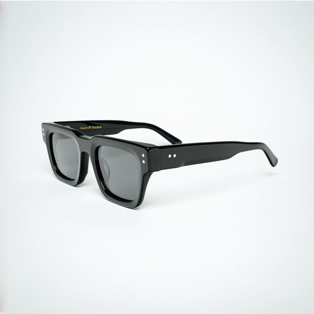 NERO CLASSICO (NOIR SOLID)