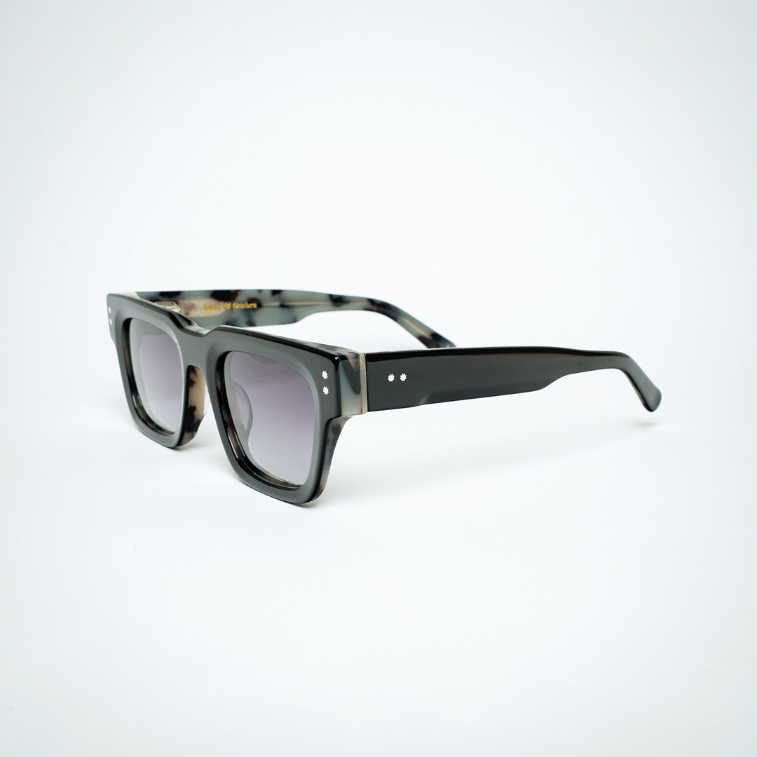 NERO CLASSICO (SHADOW FADE)