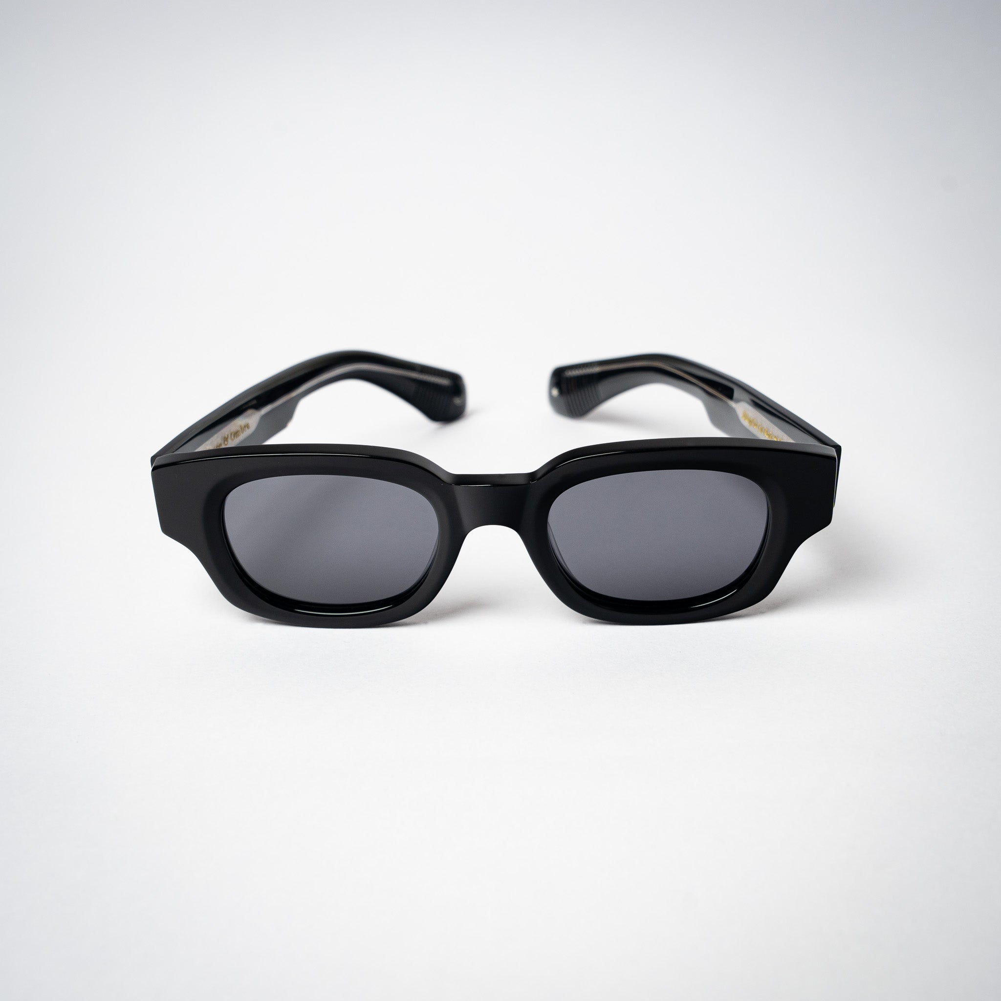 RITAGLIO (NOIR SOLID)